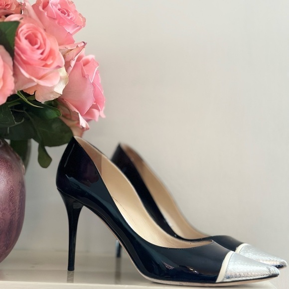 JIMMY CHOO Black Patent Leather & Silver Snake Cap Toe Bahama Pumps size 38 (7.5 - Picture 4 of 7